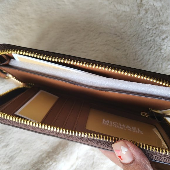 Michael Kors Jet Set Travel Large Flat Phone Case Brown - Picture 5 of 8